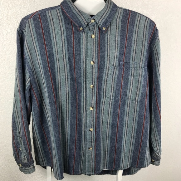 Wrangler Hero button  down shirt. - Picture 2 of 8